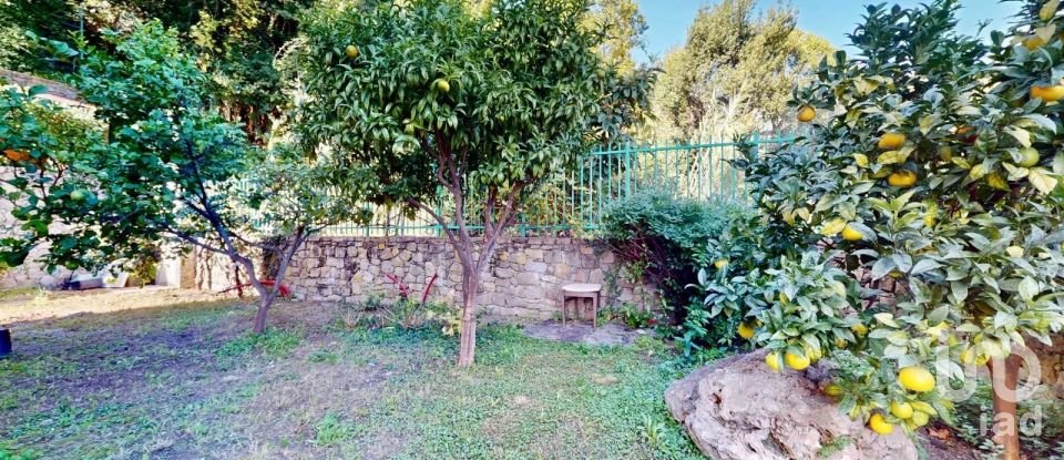 Appartamento 6 locali di 108 m² a Arenzano (16011)