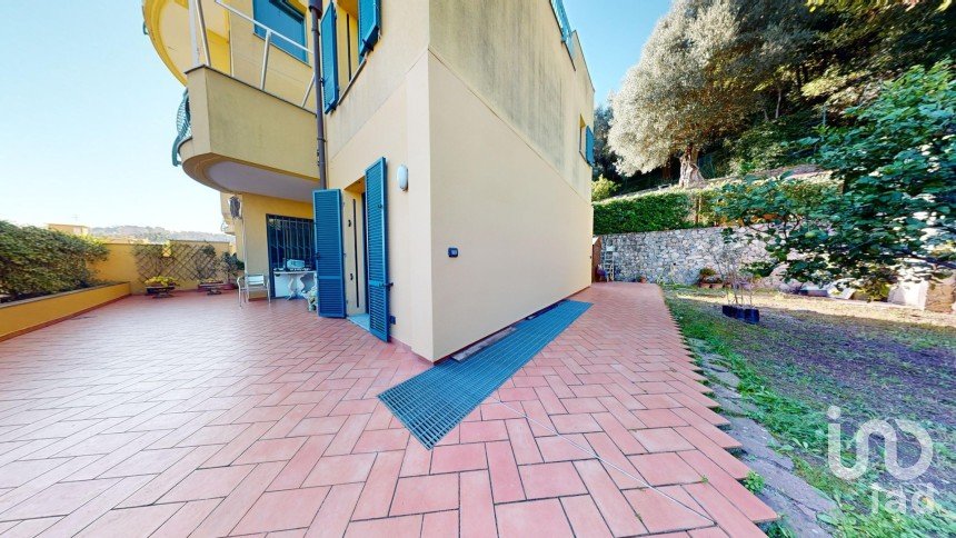 Appartamento 6 locali di 108 m² a Arenzano (16011)