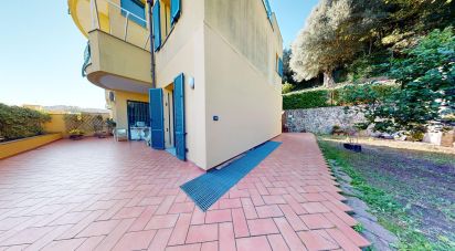 Appartamento 6 locali di 108 m² a Arenzano (16011)