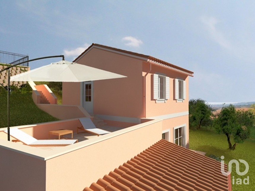 Casa 6 locali di 135 m² in Civitanova Marche (62012)