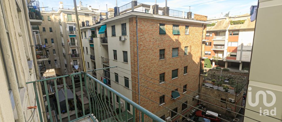 Appartamento 11 locali di 238 m² a Genova (16146)