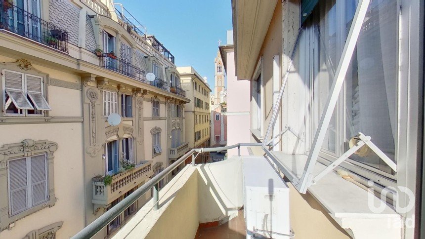 Trilocale di 95 m² a Genova (16149)