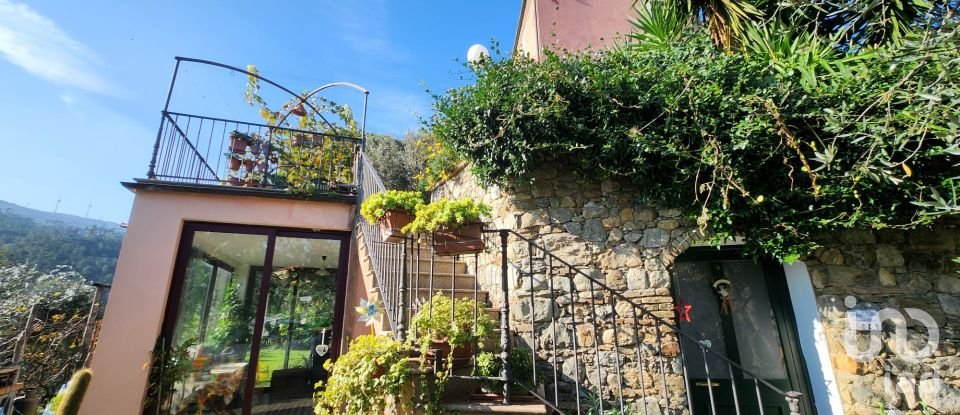 Casa 9 locali di 250 m² in Quiliano (17047)