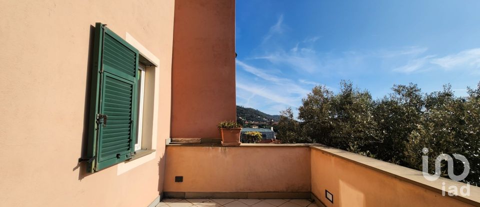 Casa 9 locali di 250 m² in Quiliano (17047)