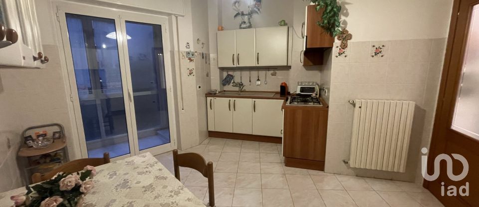 Quadrilocale di 90 m² a Savona (17100)