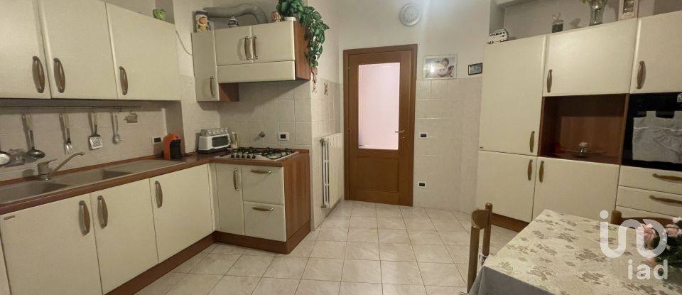 Quadrilocale di 90 m² a Savona (17100)