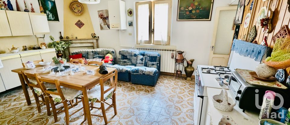 Casa 4 locali di 88 m² in Corfinio (67030)