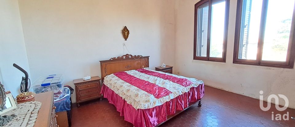 Villa Bifamiliare 8 locali di 182 m² in Ceregnano (45010)