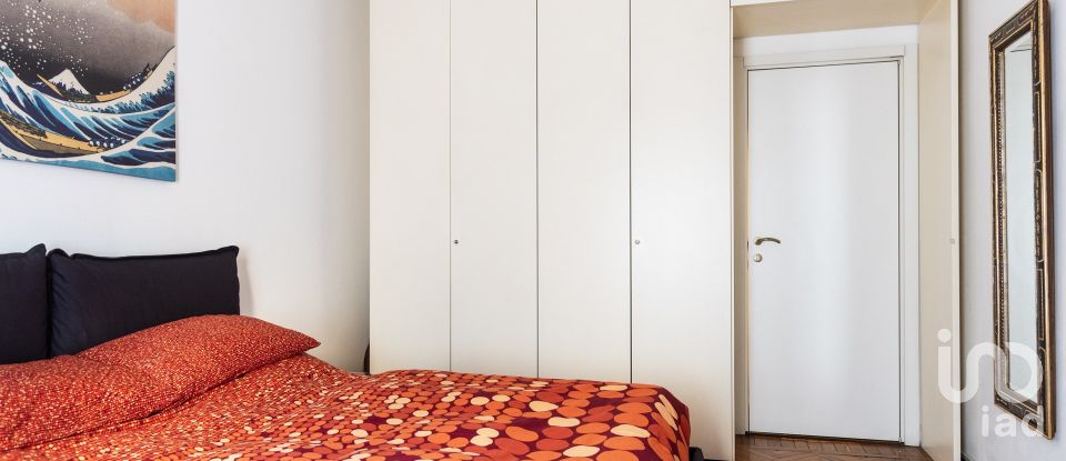 Three-room apartment of 78 m² in Milano (20155)