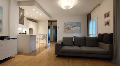 Trilocale di 66 m² a Reggio nell'Emilia (42123)