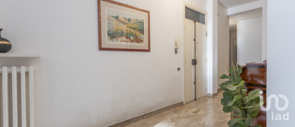 Appartamento 5 locali di 130 m² a Civitanova Marche (62012)