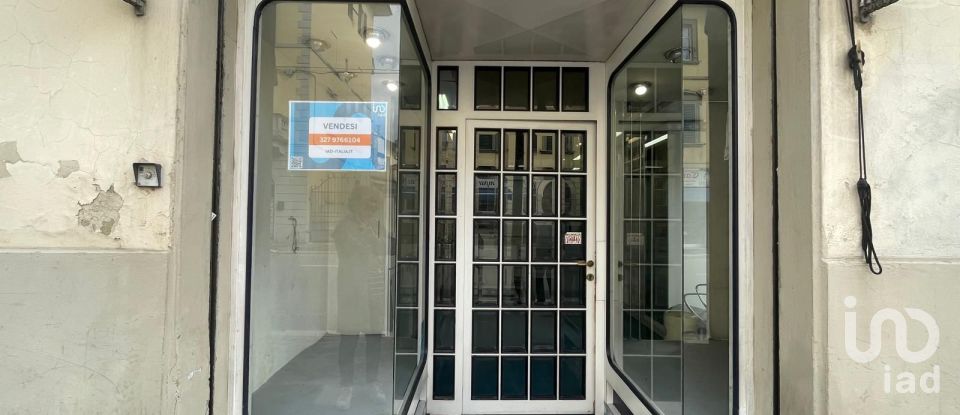 Negozio / locale commerciale di 45 m² in Arezzo (52100)