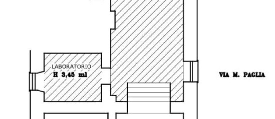 Negozio / locale commerciale di 170 m² in Genova (16137)