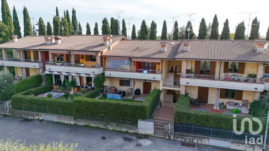 Appartamento 5 locali di 115 m² a Pozzolengo (25010)