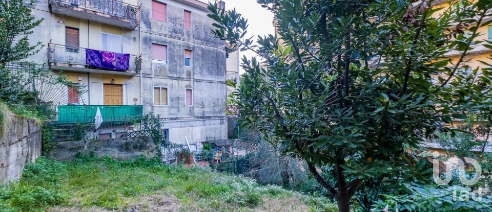 Casa 4 locali di 120 m² in Genova (16154)