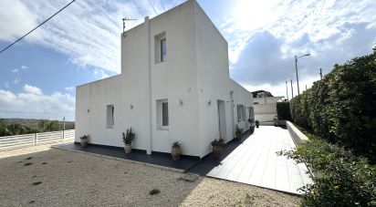 Casa indipendente 4 locali di 137 m² in Avola (96012)