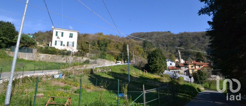 Land of 30,000 m² in Campomorone (16014)