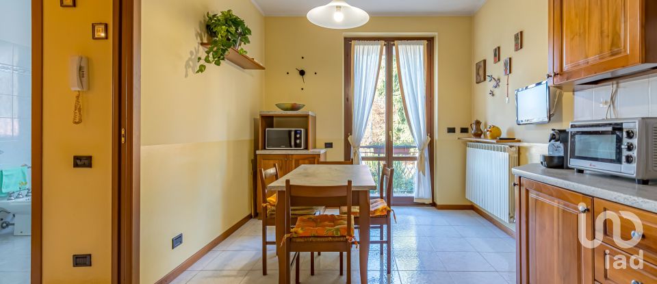 Three-room apartment of 112 m² in Cirimido (22070)