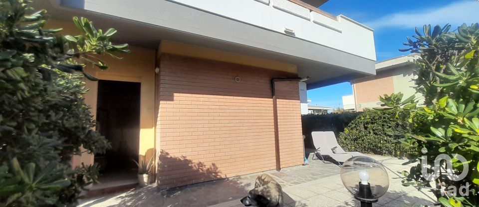 Appartamento 6 locali di 90 m² a Silvi (64028)