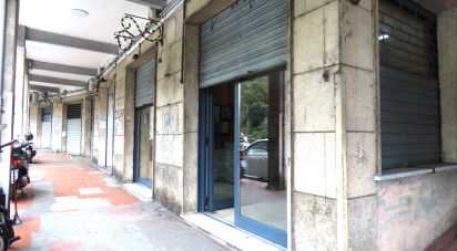 Negozio / locale commerciale di 54 m² in Genova (16144)