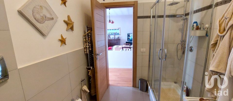 Casa indipendente 3 locali di 96 m² in Bacoli (80070)