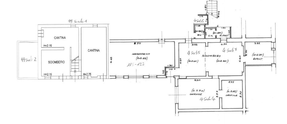 Casa indipendente 20 locali di 440 m² in Jesi (60035)