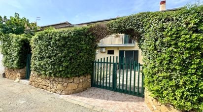 Villa 10 locali di 220 m² in Noto (96017)