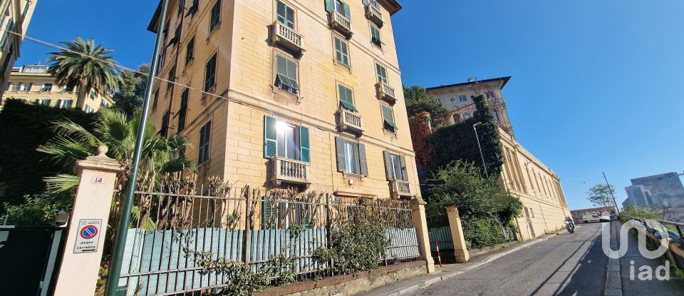 Trilocale di 85 m² a Genova (16122)