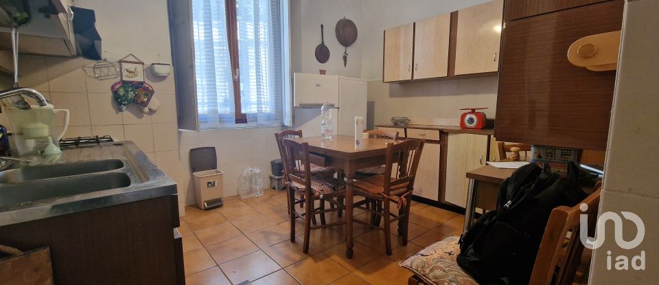 Quadrilocale di 125 m² a Genova (16122)