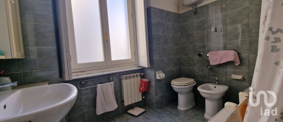 Quadrilocale di 125 m² a Genova (16122)