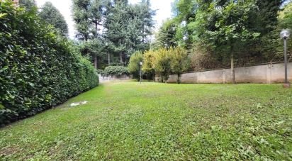 Appartamento 9 locali di 224 m² a Torino (10132)