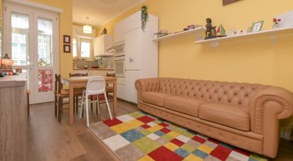 Three-room apartment of 95 m² in Torino (10136)