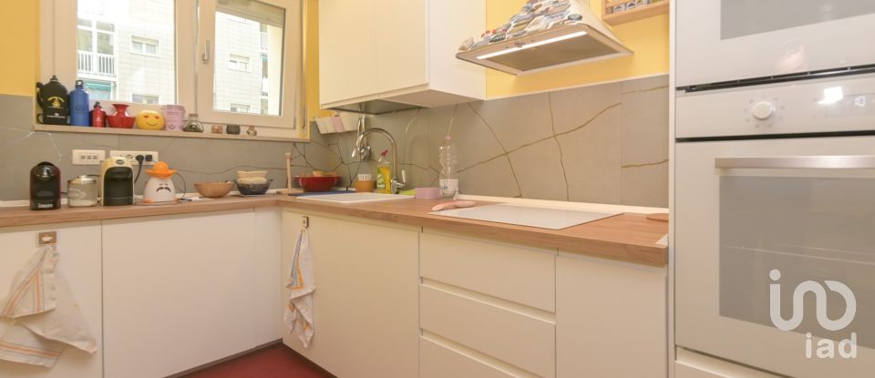 Three-room apartment of 95 m² in Torino (10136)