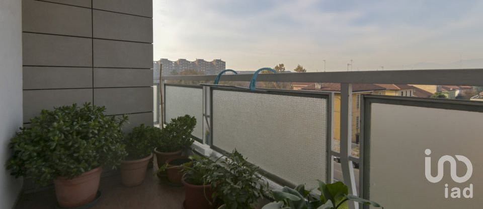 Three-room apartment of 95 m² in Torino (10136)