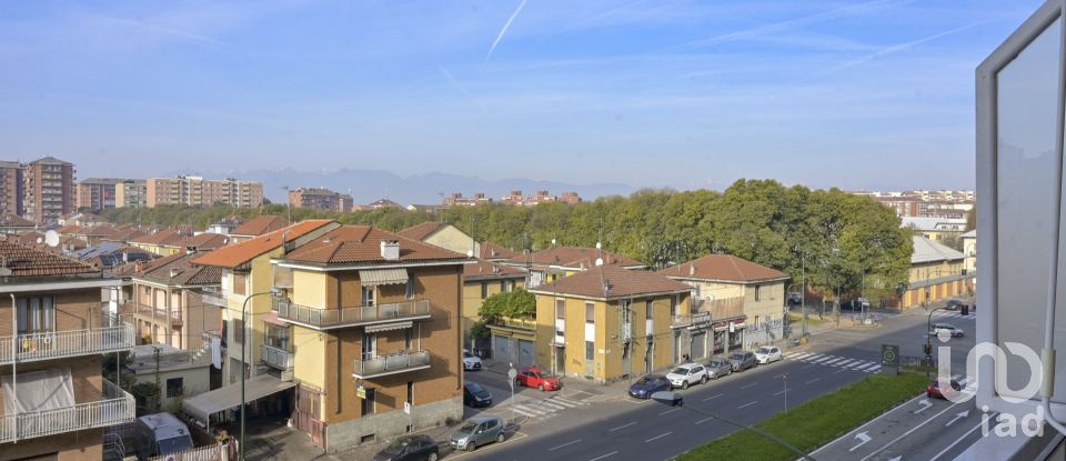 Three-room apartment of 95 m² in Torino (10136)