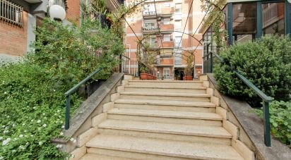 Apartment 5 rooms of 83 m² in Roma (00181)