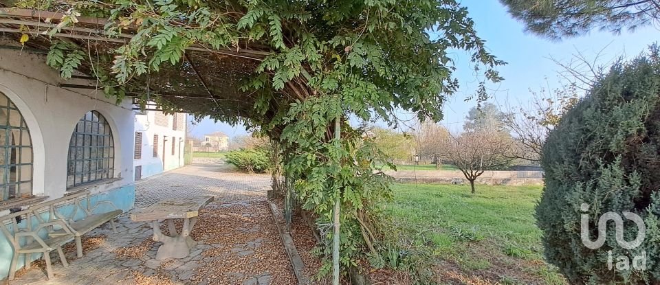 Casa indipendente 12 locali di 462 m² in Felizzano (15023)