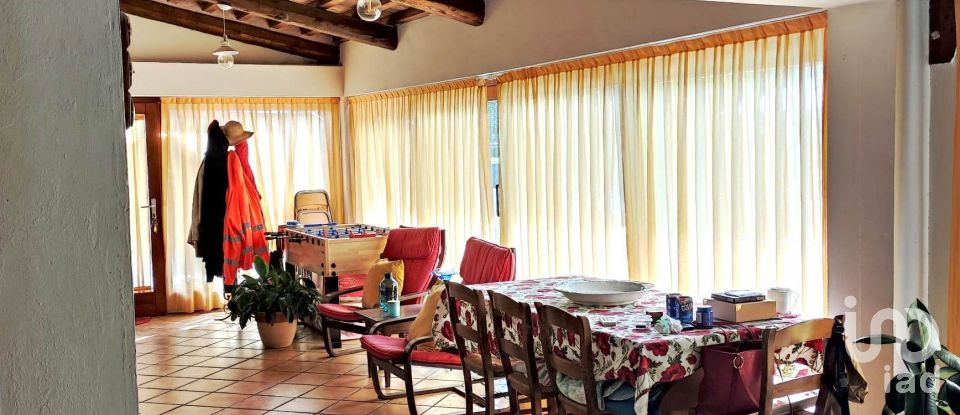 Casa 5 locali di 182 m² in San Costanzo (61039)