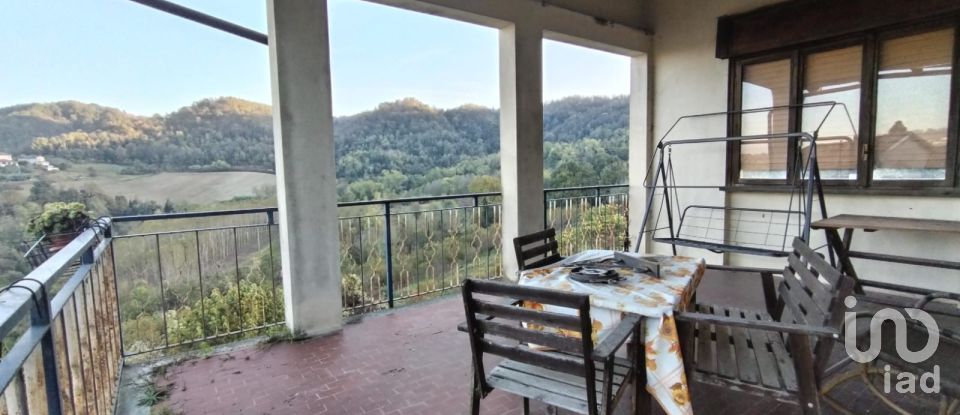 Casa 10 locali di 147 m² in Camino (15020)