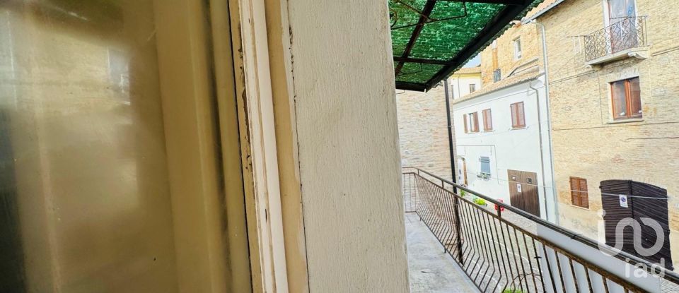 House 7 rooms of 90 m² in Corropoli (64013)