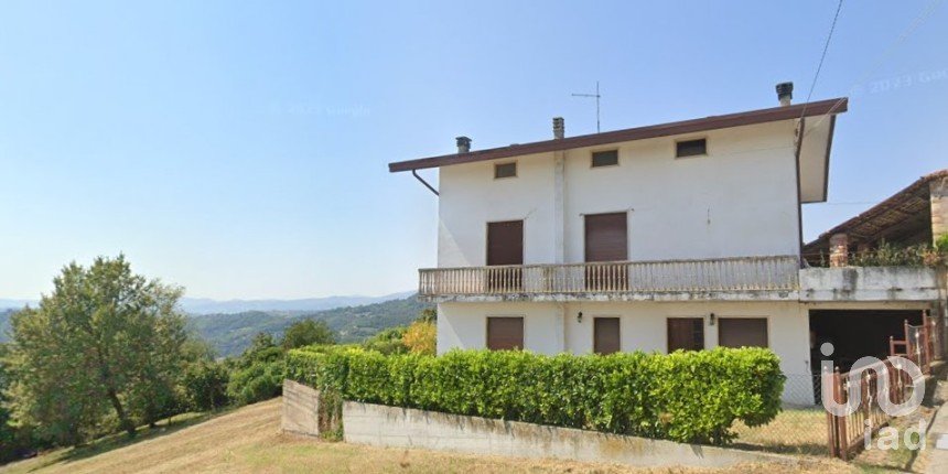 Casa indipendente 14 locali di 300 m² in Gambugliano (36050)