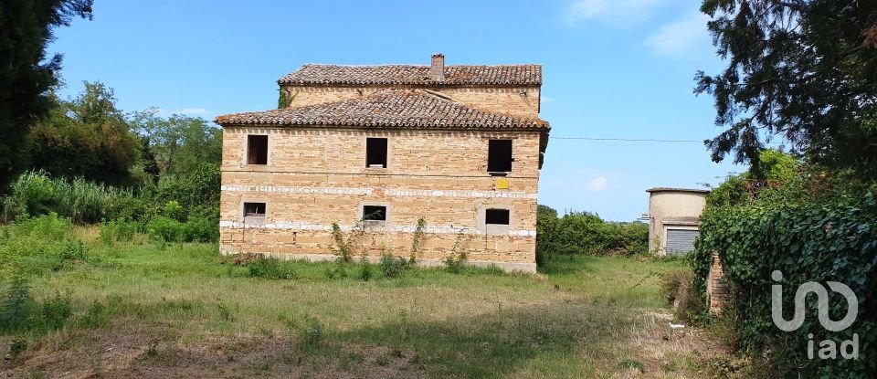 Casa indipendente 15 locali di 450 m² in Castelfidardo (60022)