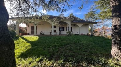 Casa indipendente / Villa 8 locali di 170 m² in Servigliano (63839)