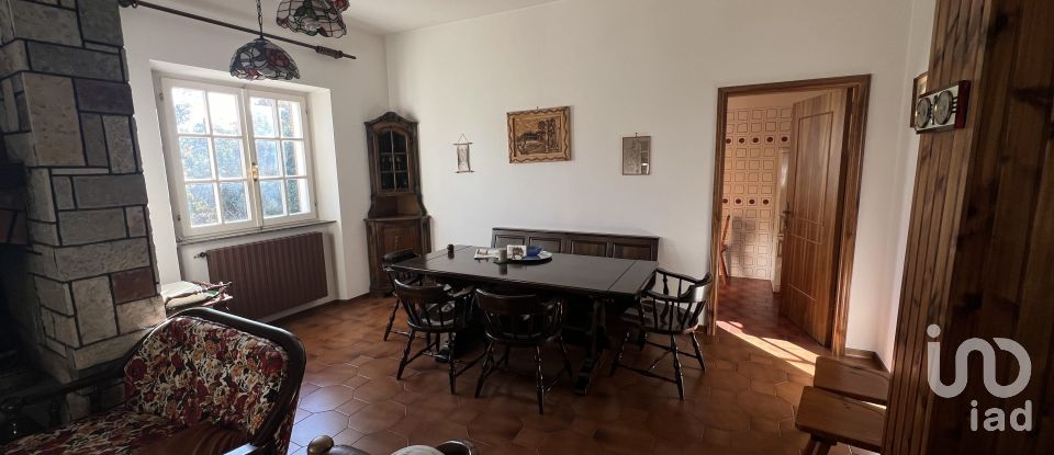 Casa 8 locali di 170 m² in Servigliano (63839)