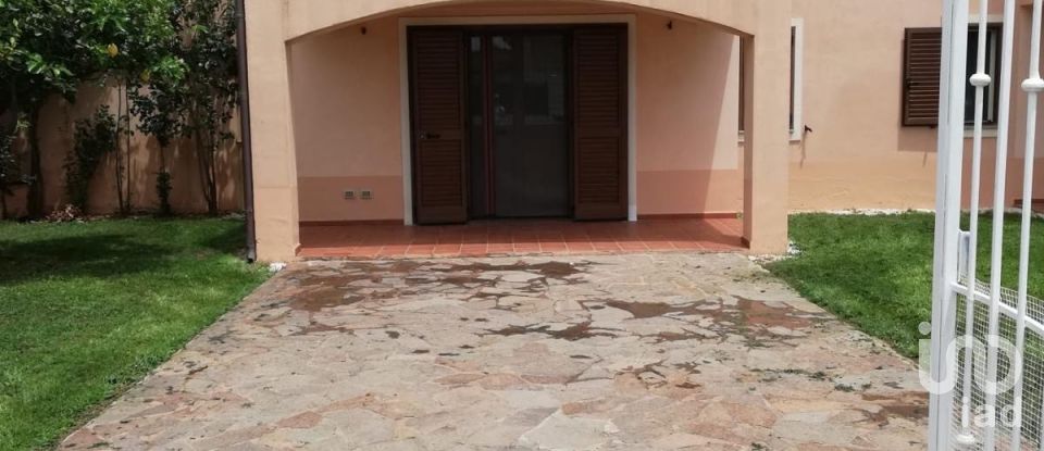 Casa 14 locali di 220 m² in Tortolì (08048)