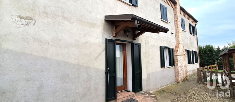 Casa 3 locali di 216 m² in Rovigo (45100)