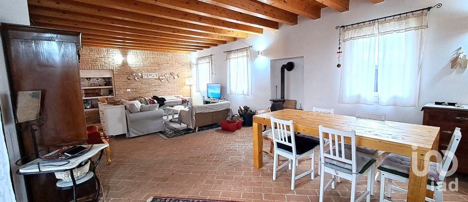 Casa 3 locali di 216 m² in Rovigo (45100)