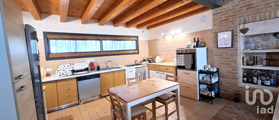 Casa 3 locali di 216 m² in Rovigo (45100)