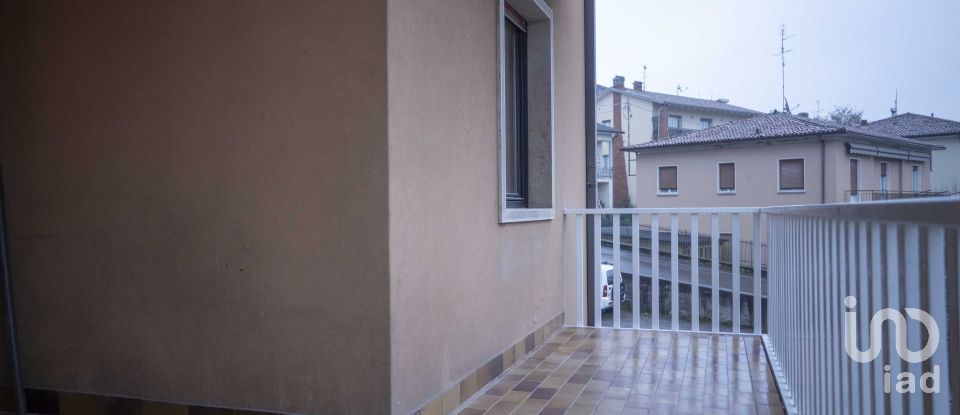 Quadrilocale di 123 m² a Caprino Veronese (37013)