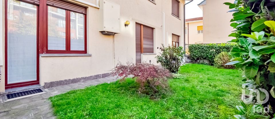 Villa a schiera 8 locali di 122 m² in Paderno Dugnano (20037)